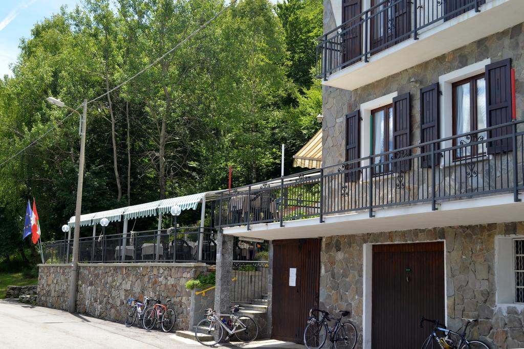 Albergo Diana Tronzano Lago Maggiore Extérieur photo