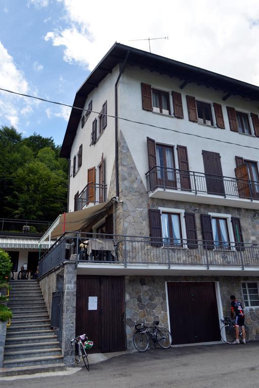 Albergo Diana Tronzano Lago Maggiore Extérieur photo